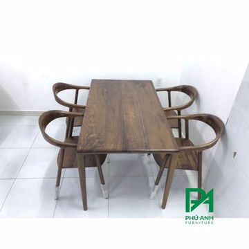 Bộ bàn ăn gỗ tự nhiên 04 ghế có tay hiện đại